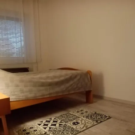 Baross * טפולצה