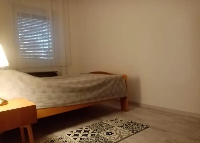 Baross * טפולצה