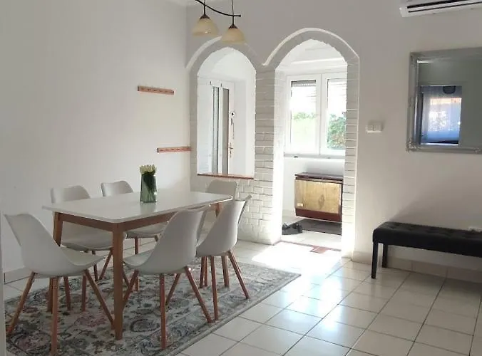 דירה Baross טפולצה